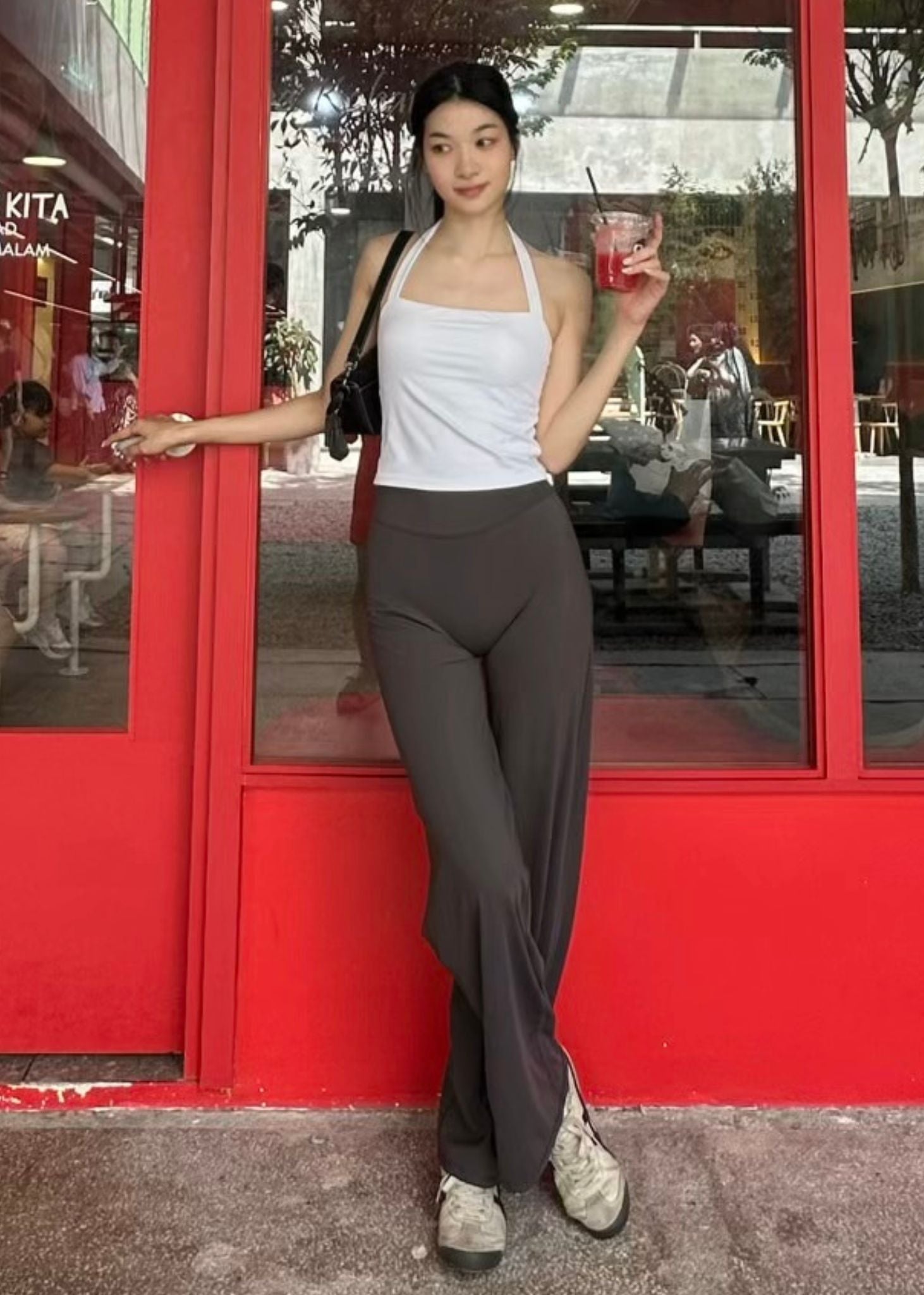 Olivia Yoga Pants - Pretty Little Fit