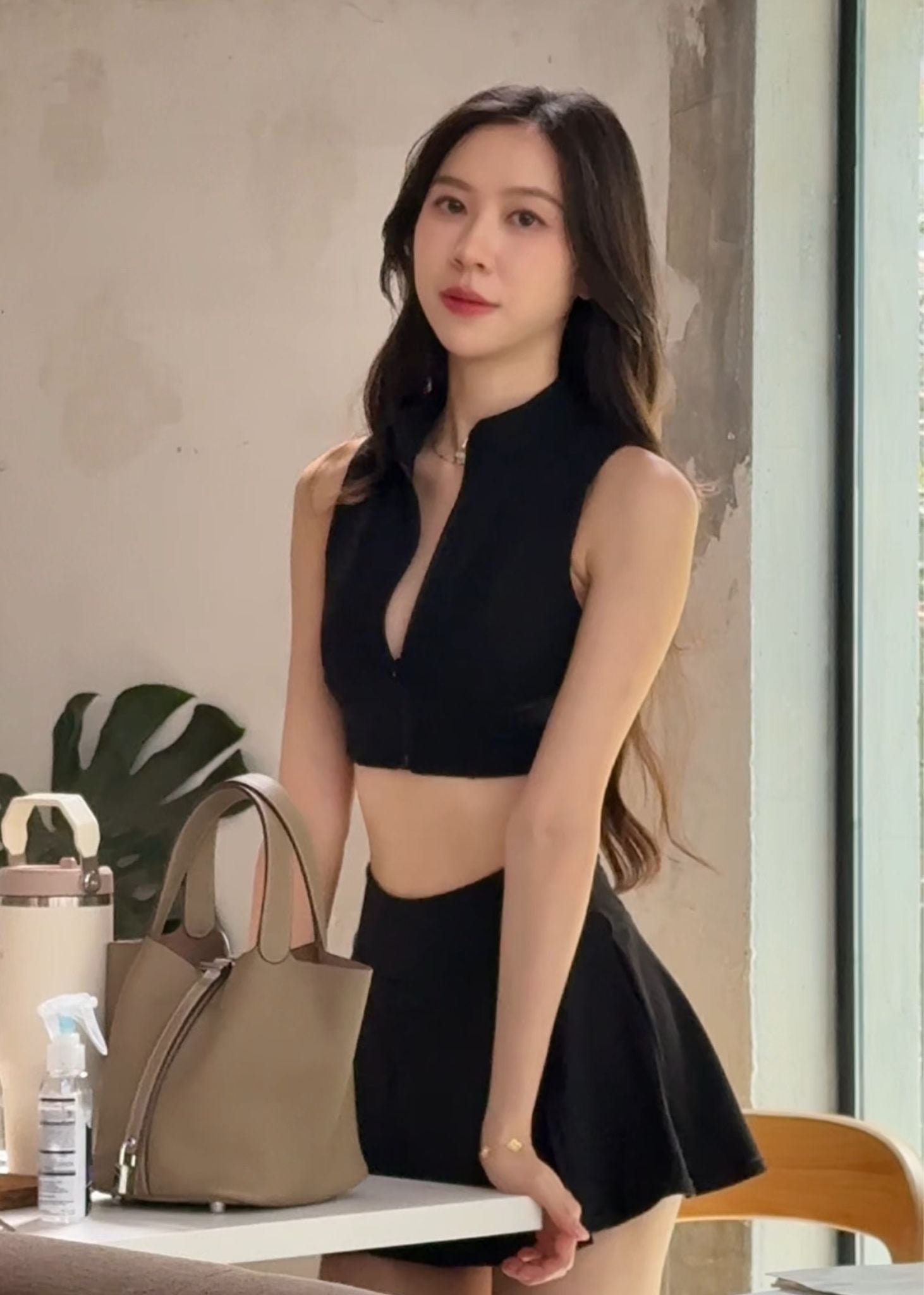 Gabby Zipper Crop Top - Pretty Little Fit