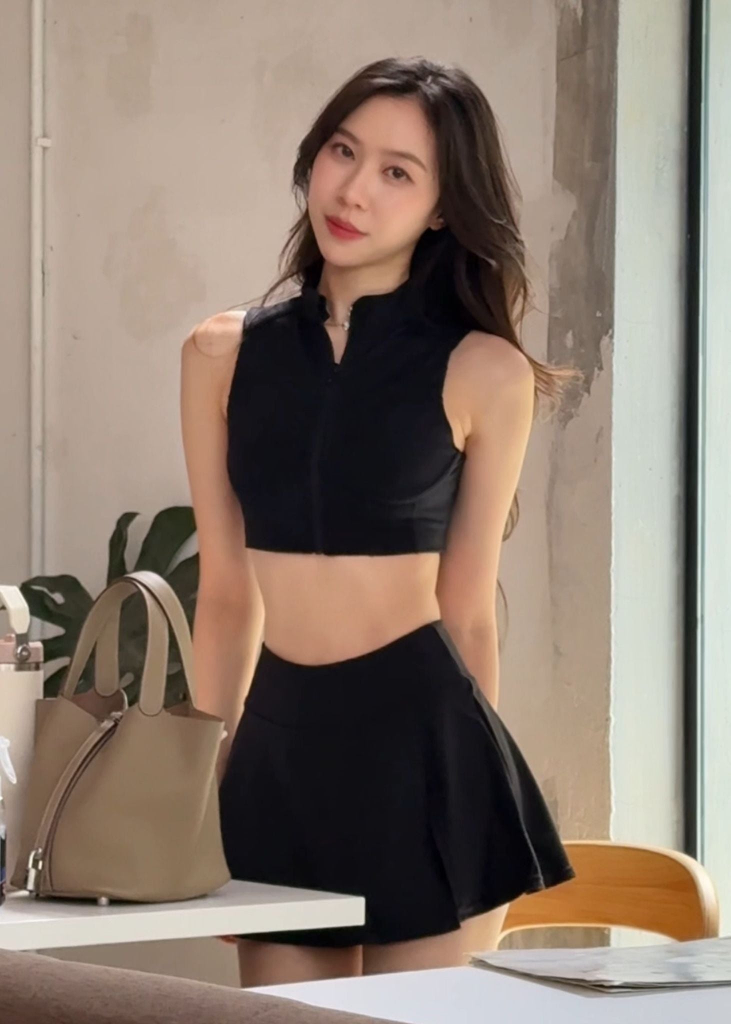 Gabby Zipper Crop Top - Pretty Little Fit