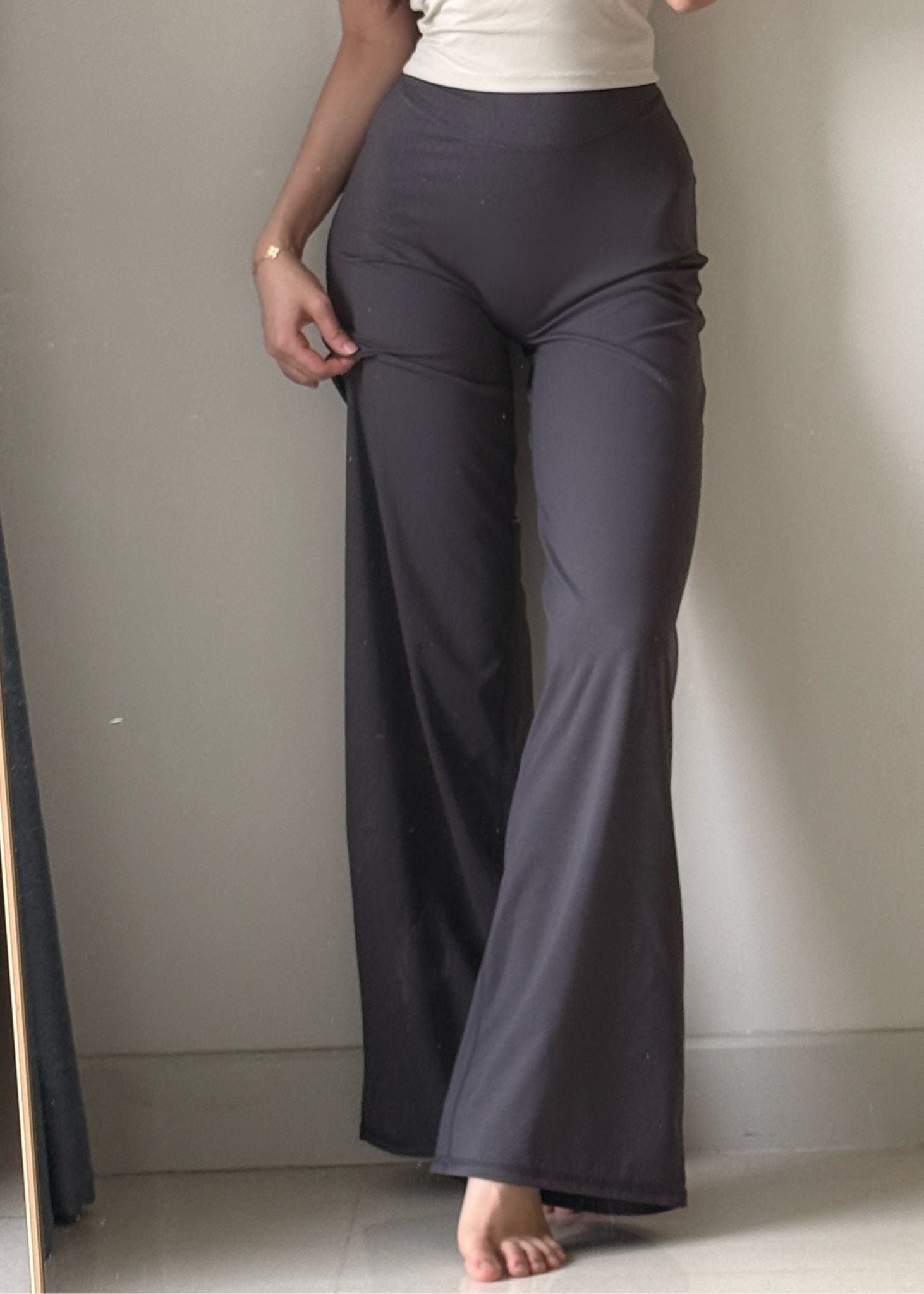 Olivia Yoga Pants - Pretty Little Fit