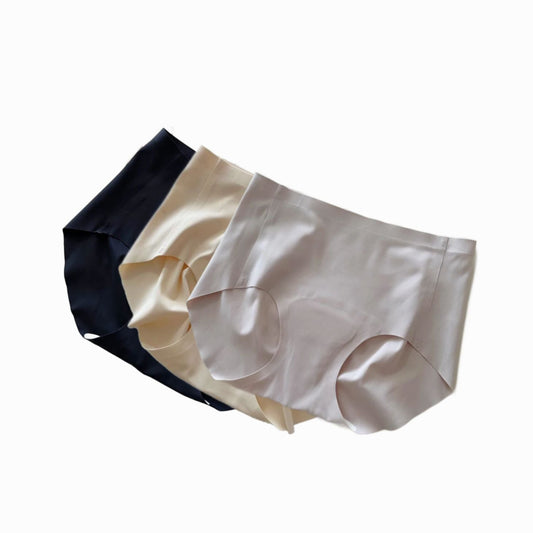 Seamless Padded Yoga Briefs - Pretty Little Fit